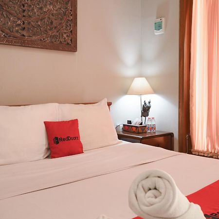 RedDoorz near Mertasari Beach 2 Pesanggaran Zewnętrze zdjęcie