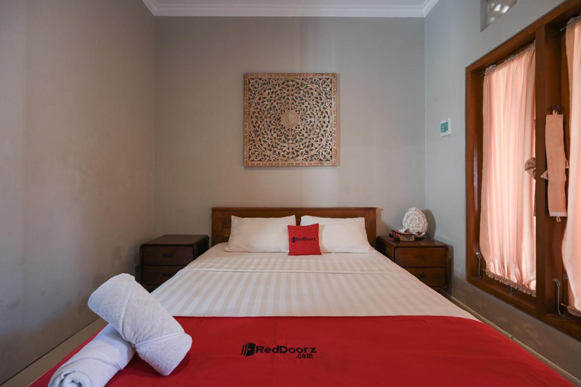 RedDoorz near Mertasari Beach 2 Pesanggaran Zewnętrze zdjęcie