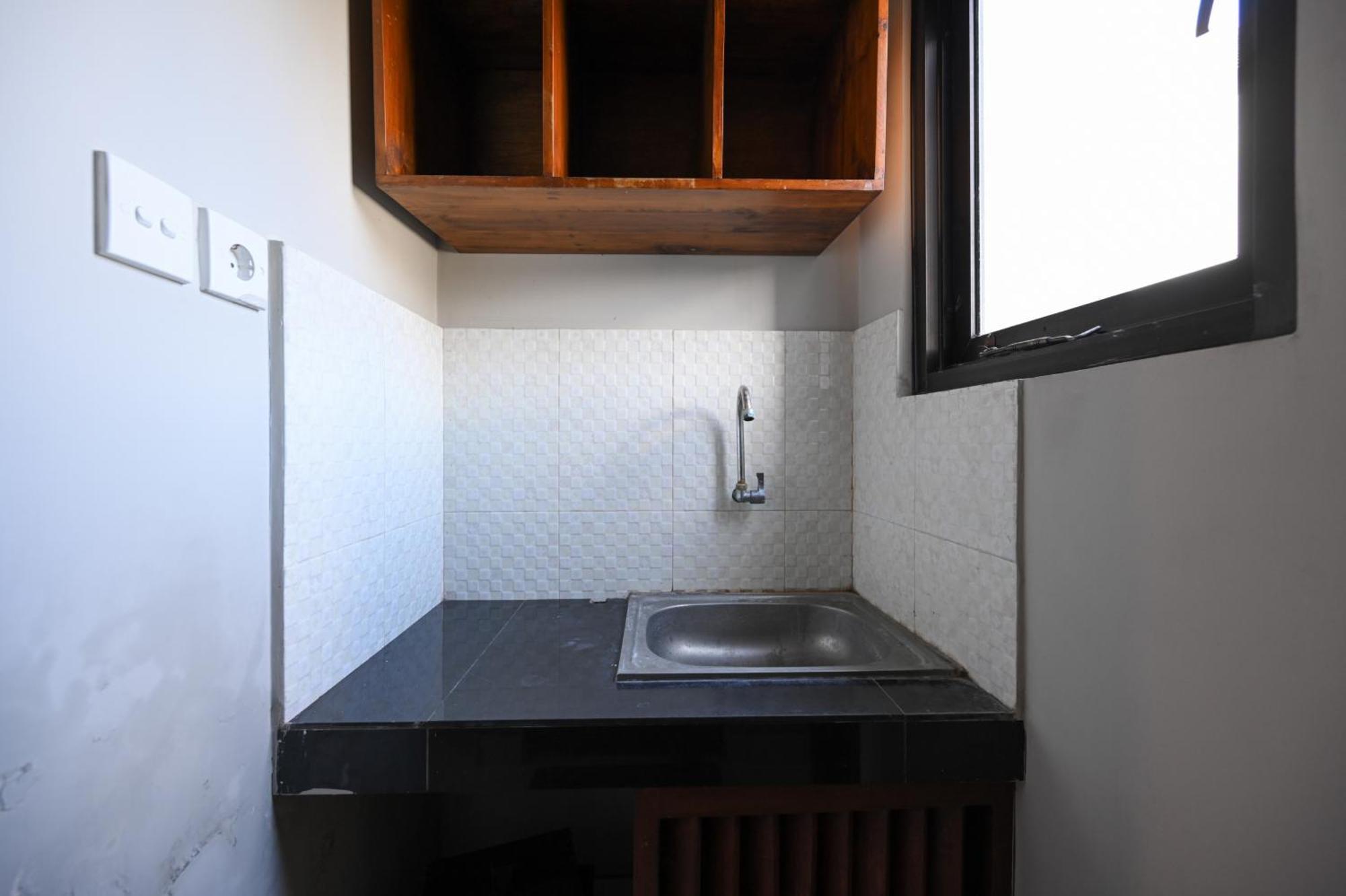 RedDoorz near Mertasari Beach 2 Pesanggaran Zewnętrze zdjęcie